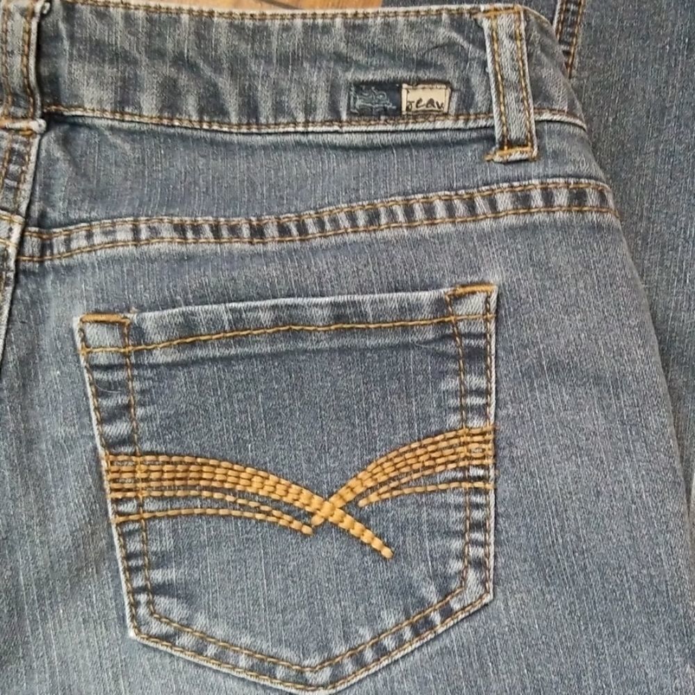 Beau Basic Jeans   - Picture 6 of 6